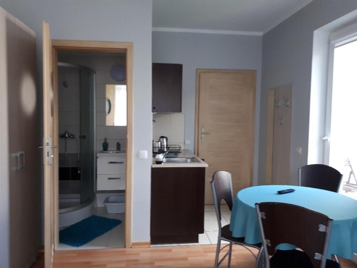 Bela - pokoje z aneksami i apartamenty BON Kolobřeh Exteriér fotografie